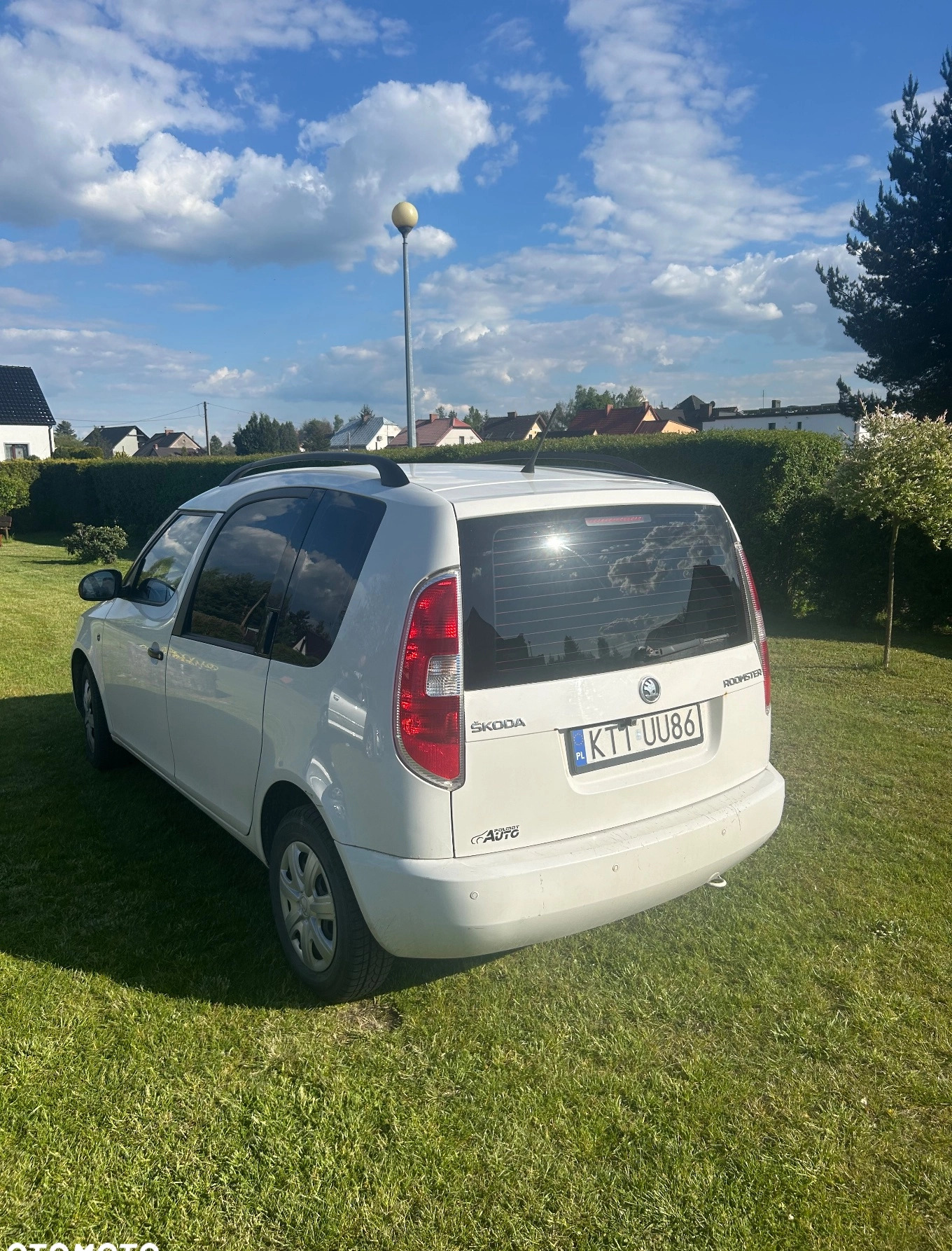 Skoda Roomster cena 17900 przebieg: 198470, rok produkcji 2014 z Sośnicowice małe 106